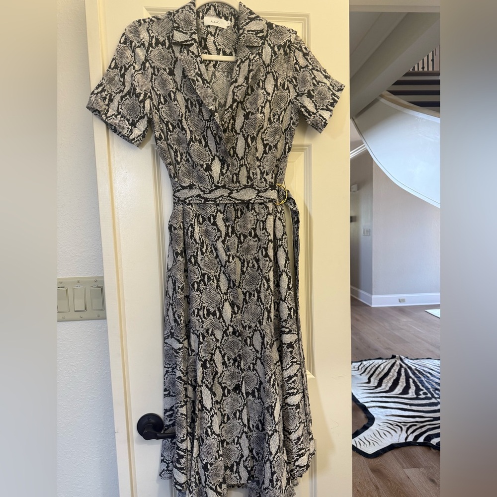 A.L.C. Silk Monochrome Snake Print Midi Dress Size 4